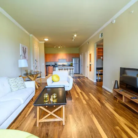 1Br Executive Suite With Pool, Gym & Fast Wi-Fi By Envitae